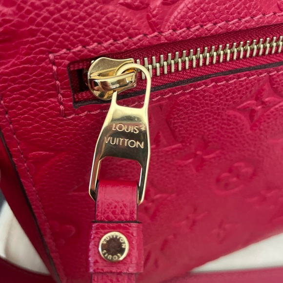 LOUIS VUITTON Metis Pochette Empreinte Leather Crossbody Bag Red - Picture 13 of 15